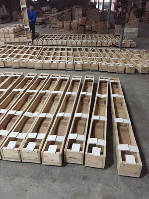 玻璃托盤包裝箱 高效安全的出口包裝解決方案